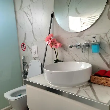 The Actors Apartman Tirana
