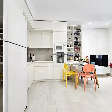 The Actors Lägenhet Tirana