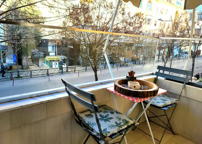 The Actors Apartman *